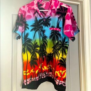 🌺NWOT Hawaiian Shirt (M)